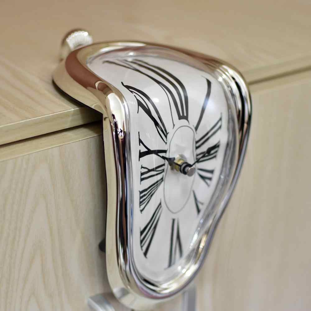 Main Melting Clock image